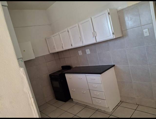 2 BEDROOM PROPERTY TO RENT IN ARCADIA
